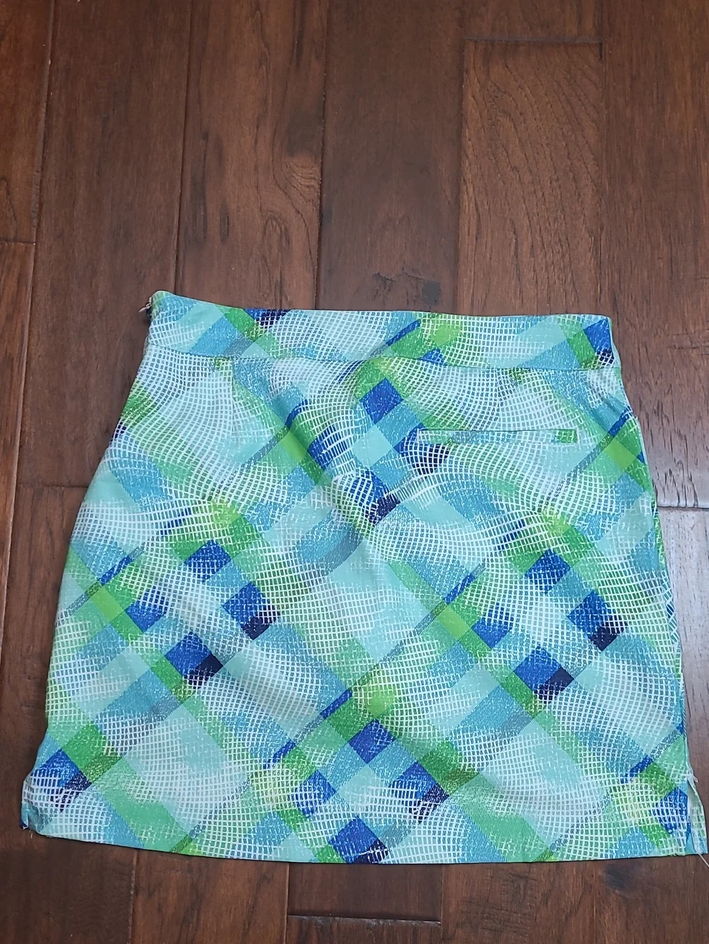 Coral Bay Blue, Green & White Abstract Plaid Skort with Zip Side size 10